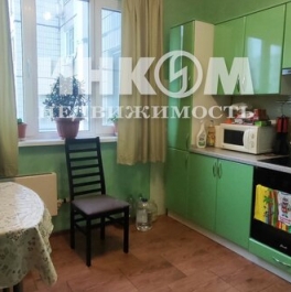 Продажа 3-комн квартиры на вторичном рынке Братиславская улица