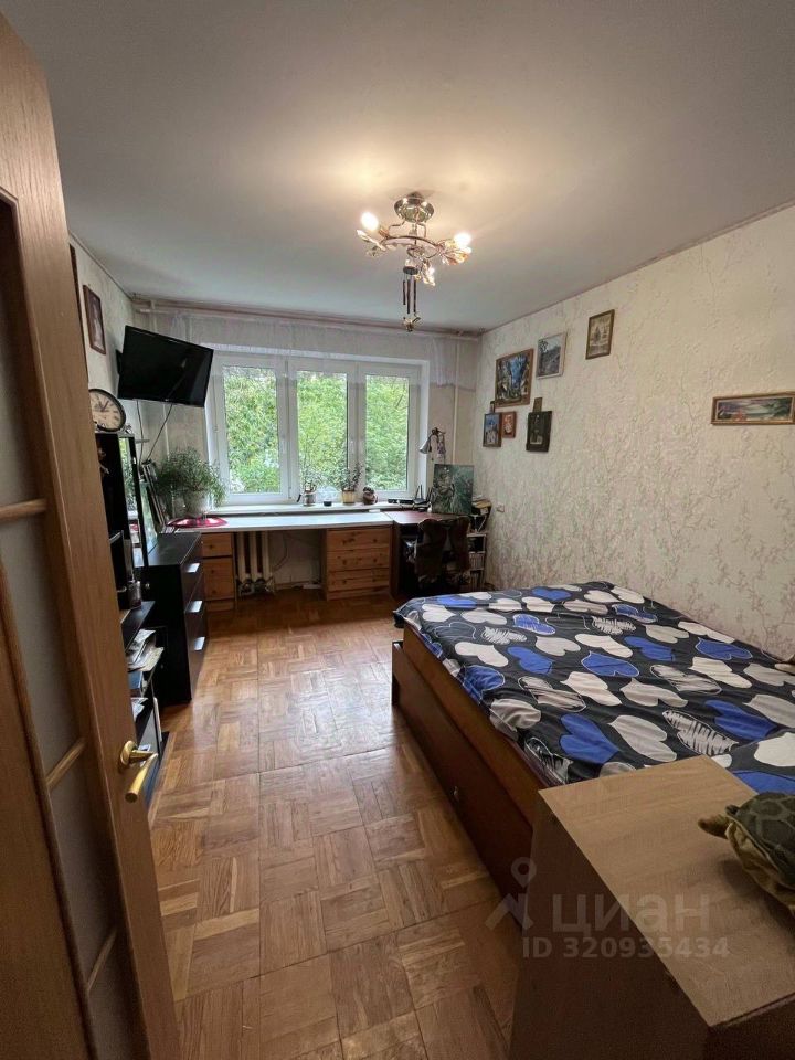 Продажа 2-комн квартиры на вторичном рынке Жуковский, улица Гарнаева, 9