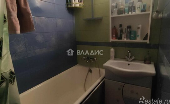 Продажа 2-комн квартиры на вторичном рынке Ореховый б-р,  д. 23,  к. 1