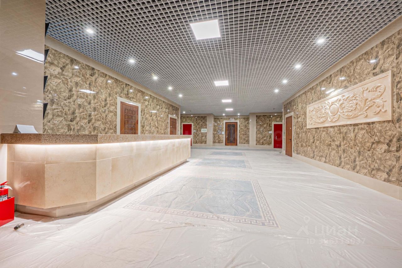 Продажа 3-комн квартиры на вторичном рынке Азарово Северное кп, д. Семенково, улица Каштановая,  д. 23