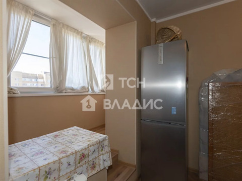 Продажа 1-комн квартиры на вторичном рынке Свердловский, улица Строителей,  д. 12