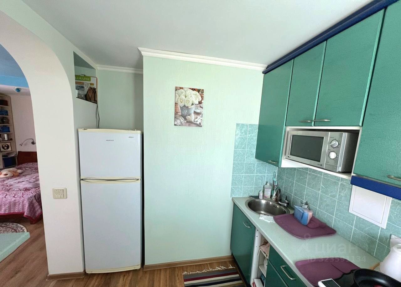 Продажа 1-комн квартиры на вторичном рынке с. Октябрьское, улица Центральная, 2