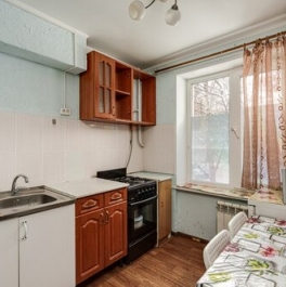 Продажа 2-комн квартиры на вторичном рынке Вольная улица,  д. 3