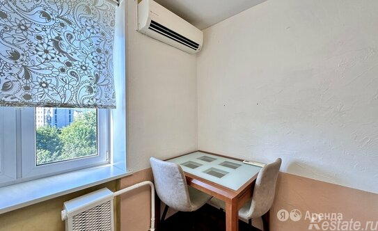 Аренда 1-комн квартиры на вторичном рынке ул Искры,  д. 13,  к. 1