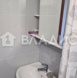 Продажа 2-комн квартиры на вторичном рынке Псковская улица,  д. 12 к2