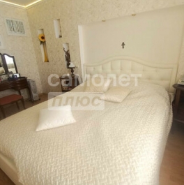 Продажа 3-комн квартиры на вторичном рынке Белградская улица,  д. 18