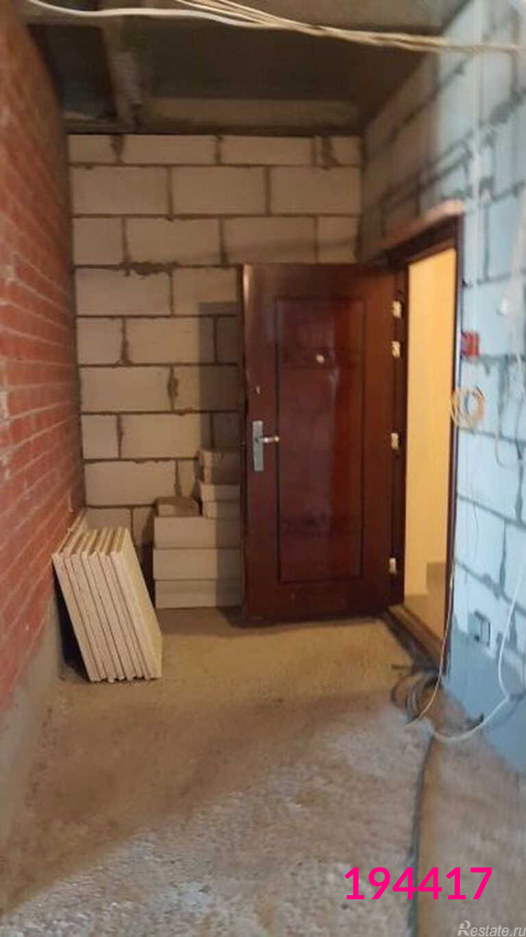 Продажа 4-комн квартиры на вторичном рынке Истринская улица, 8к3