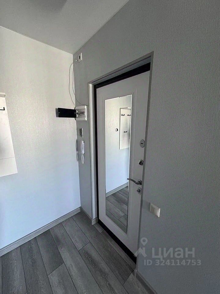 Аренда 3-комн квартиры на вторичном рынке Митинская улица, 25К1