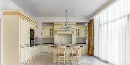 6-комн квартира улица Климашкина,  д. 17