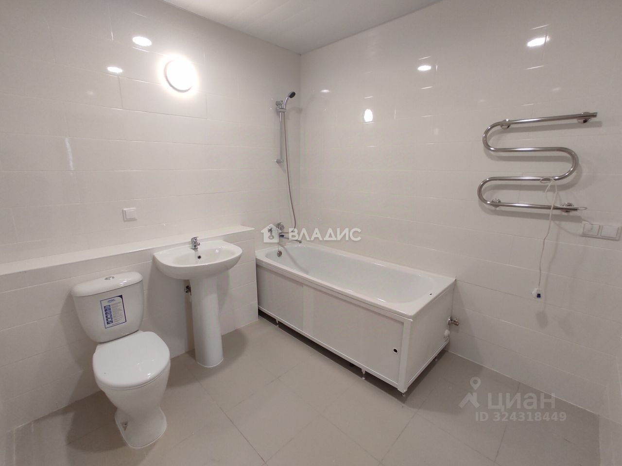 Продажа 2-комн квартиры на вторичном рынке улица Кедрова, 16К3