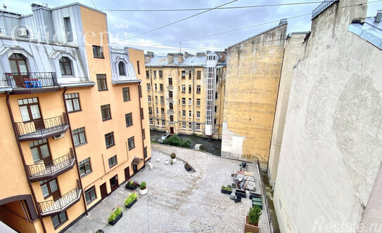Продажа 3-комн квартиры на вторичном рынке Зеленина Б. ул,  д. 6