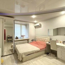 Продажа 4-комн квартиры на вторичном рынке Донская улица,  д. 8