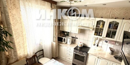 3-комн квартира ул Новопеределкинская,  д. 10,  к. 1