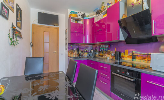 Продажа 2-комн квартиры на вторичном рынке Туристская ул,  д. 22