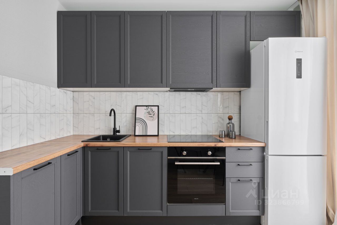 Продажа 2-комн квартиры на вторичном рынке Береговой проезд, 9К5