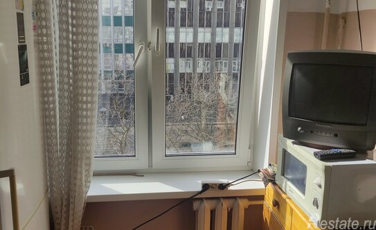 Продажа 2-комн квартиры на вторичном рынке Октябрьская улица,  д. 91 к4