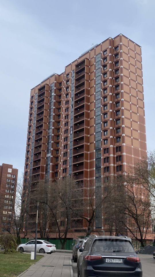 Продажа 2-комн квартиры на вторичном рынке Симферопольский проезд, 7