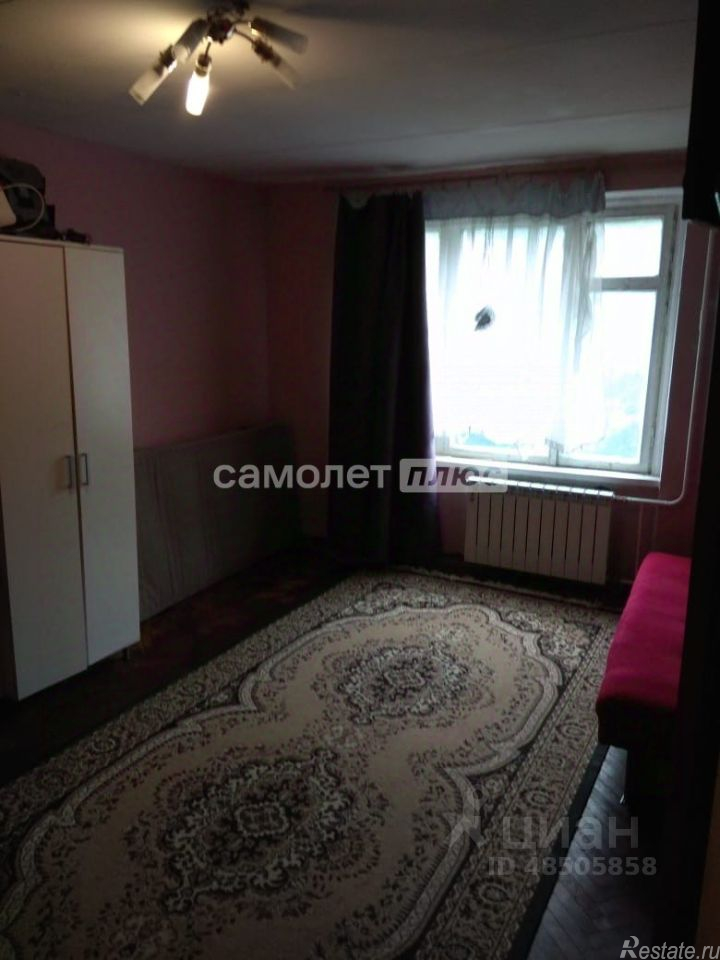 Продажа 1-комн квартиры на вторичном рынке улица Маршала Чуйкова,  д. 8