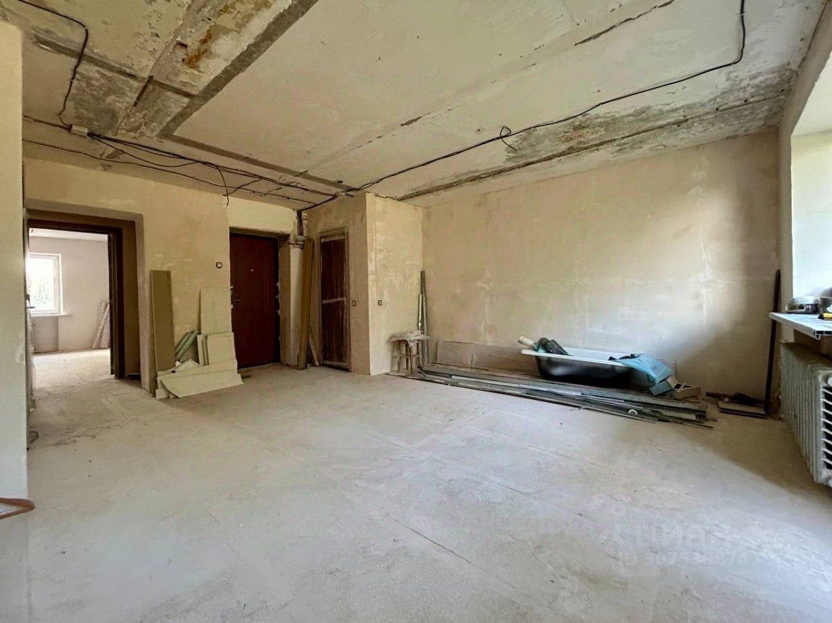 Продажа 2-комн квартиры на вторичном рынке пос. Красный Маяк, 7