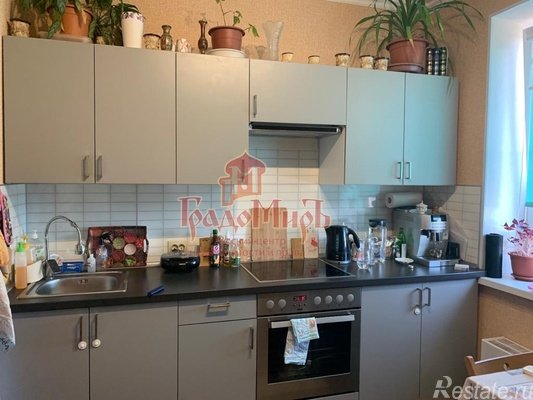 Продажа 1-комн квартиры на вторичном рынке Лобня, Молодежная ул,  д. 14б