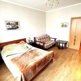 Продажа 1-комн квартиры на вторичном рынке Железнодорожный, улица Маяковского,  д. 26