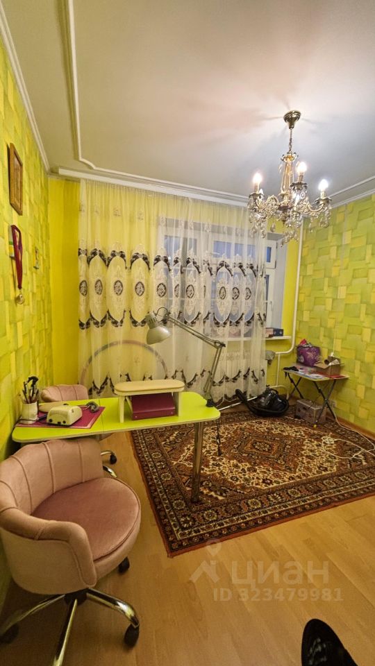 Продажа 3-комн квартиры на вторичном рынке улица Дмитрия Рябинкина, 2к2