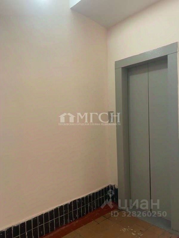 Продажа 3-комн квартиры на вторичном рынке Малая Тульская улица, 2/1К4