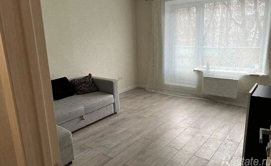 Аренда 2-комн квартиры на вторичном рынке Снайперская улица,  д. 5