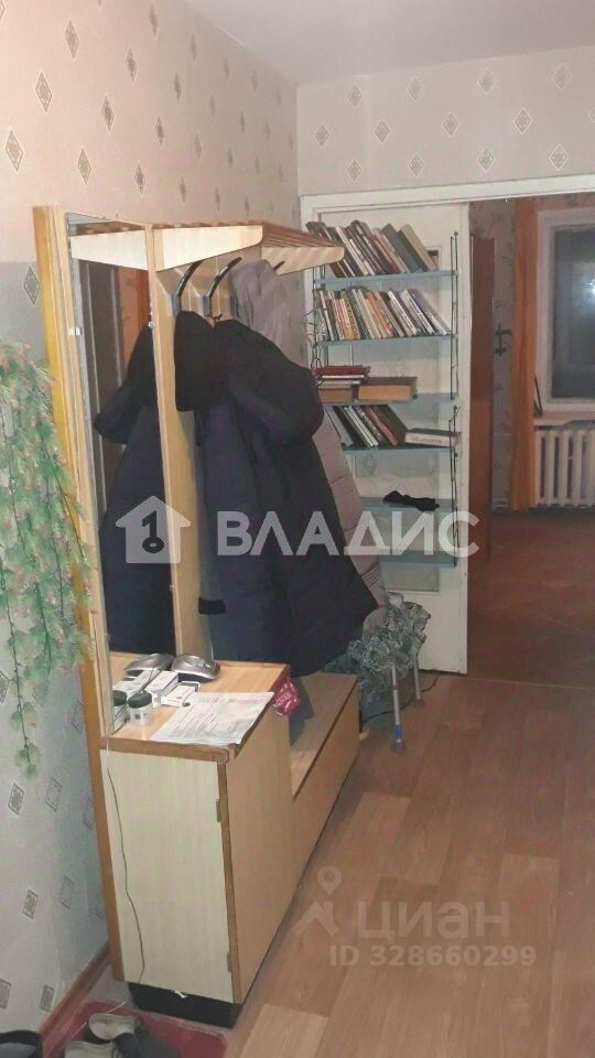 Продажа 2-комн квартиры на вторичном рынке пос. Стрельна, улица Гоголя, 8