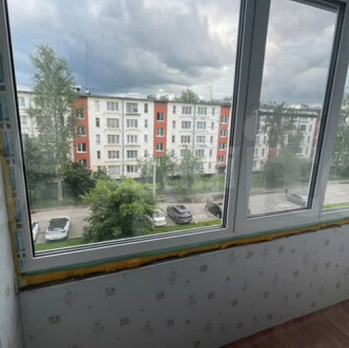 3-комн квартира Никольское городское поселение, Пионерская улица,  д. 1