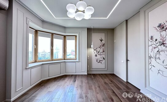 Аренда 3-комн квартиры на вторичном рынке улица Короленко,  д. 5