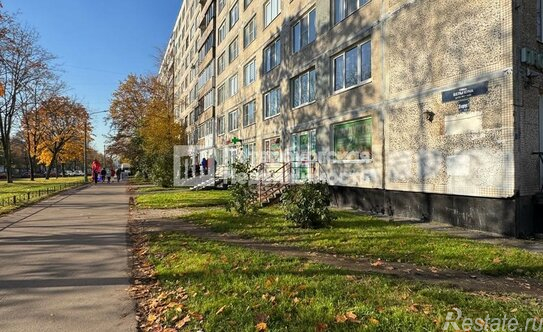 Продажа 2-комн квартиры на вторичном рынке улица Белы Куна