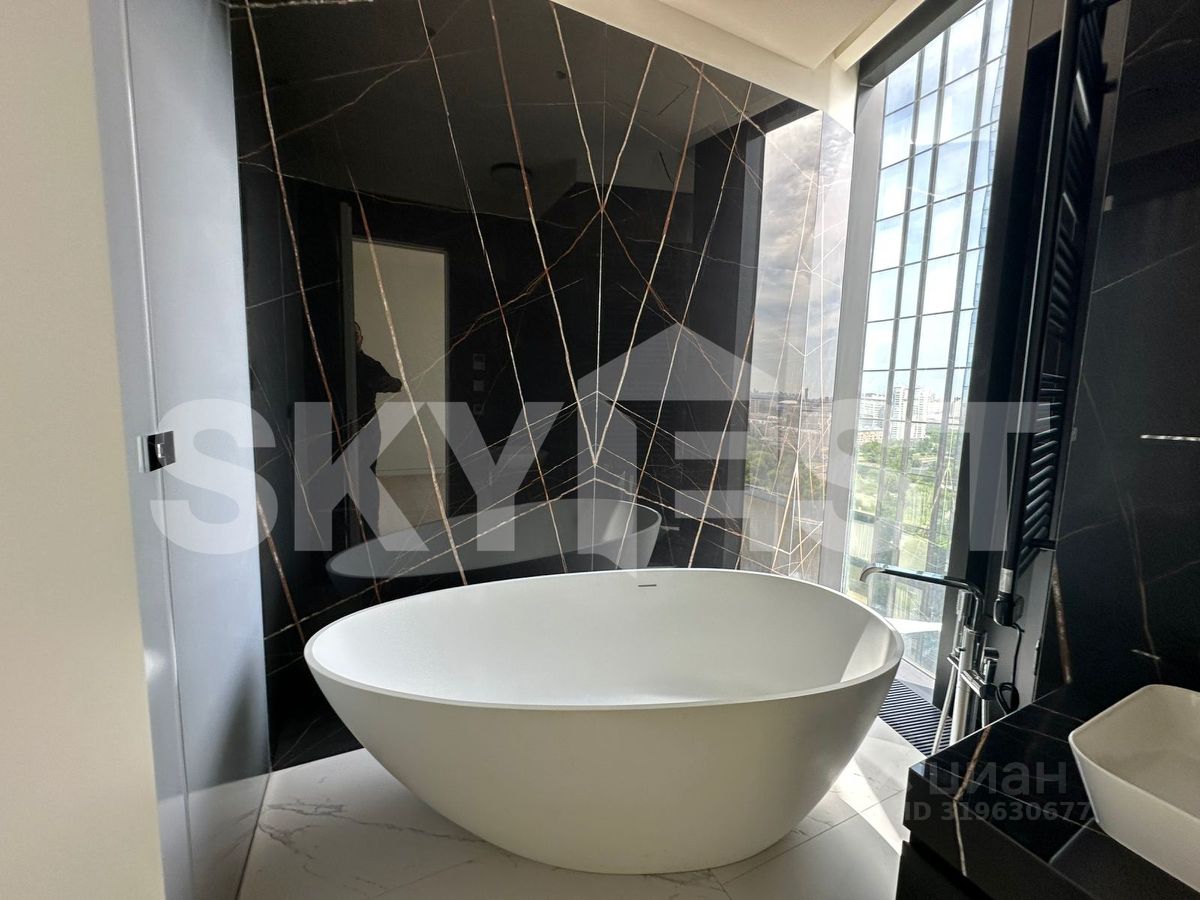 Продажа 4-комн квартиры на вторичном рынке Краснопресненская набережная, 14Ак3