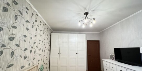 2-комн квартира Белореченская улица,  д. 1