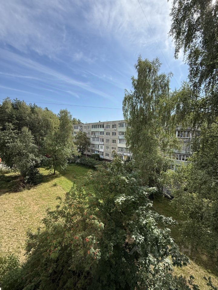 Продажа 2-комн квартиры на вторичном рынке 3-й мкр,  д. 31