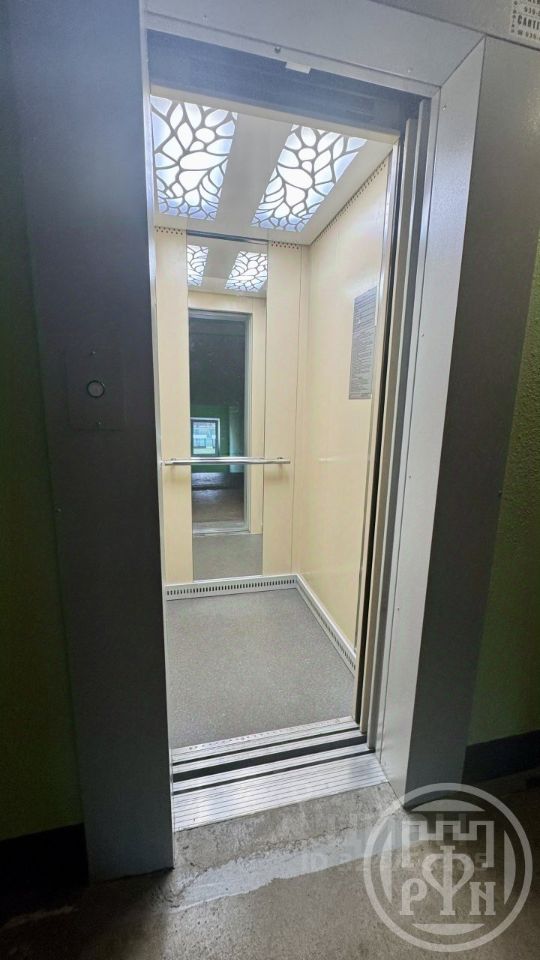 Продажа 2-комн квартиры на вторичном рынке Петергоф, дорога Бобыльская, 57