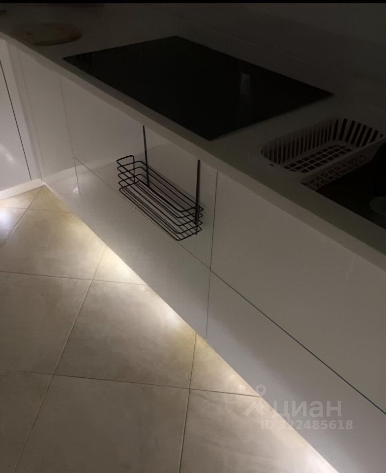 Продажа 2-комн квартиры на вторичном рынке Дзержинский, улица Ленина, 2а