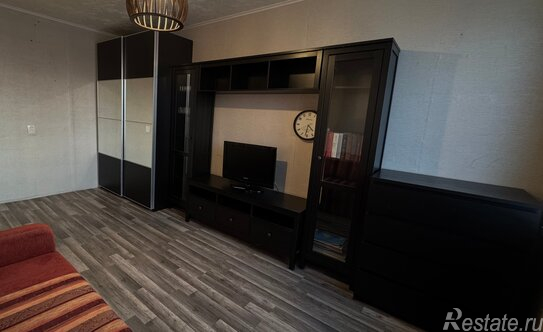 Продажа 2-комн квартиры на вторичном рынке Белградская улица,  д. 28 к1