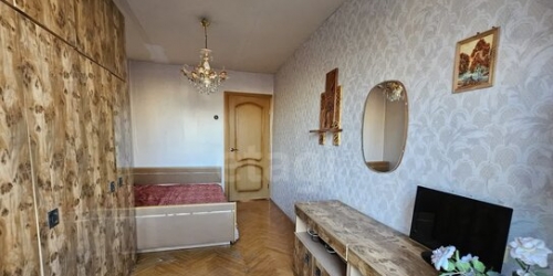 3-комн квартира ул Амундсена,  д. 12