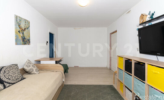 Продажа 3-комн квартиры на вторичном рынке Дачный пр-кт,  д. 8,  к. 1