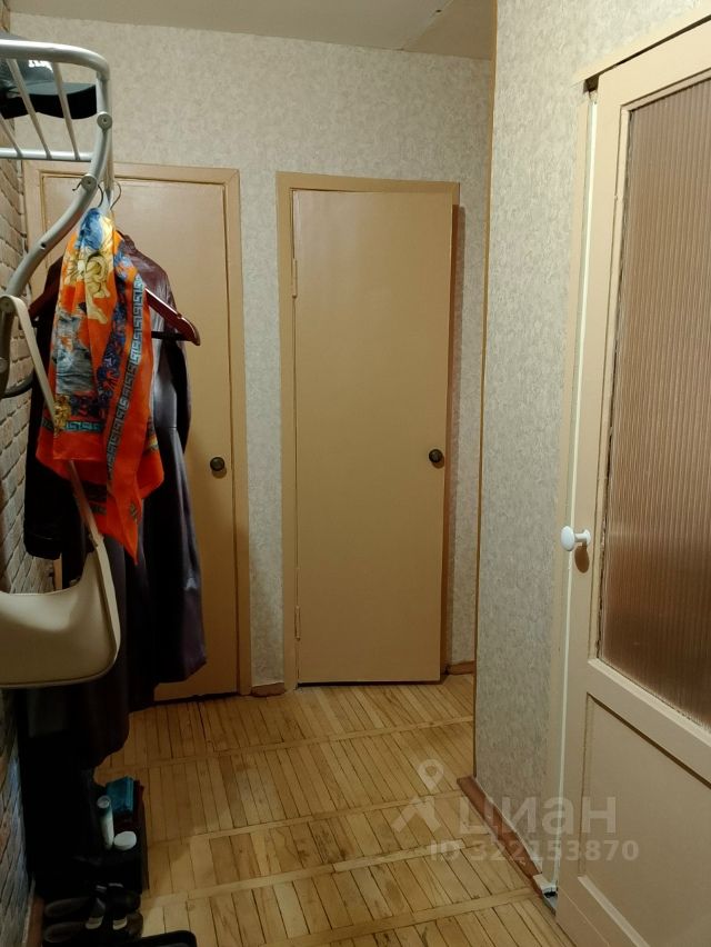 Продажа 1-комн квартиры на вторичном рынке проспект Космонавтов, 44