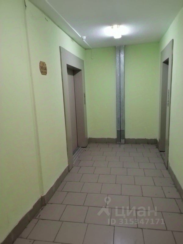 Продажа 3-комн квартиры на вторичном рынке Мурино, Новая улица, 7