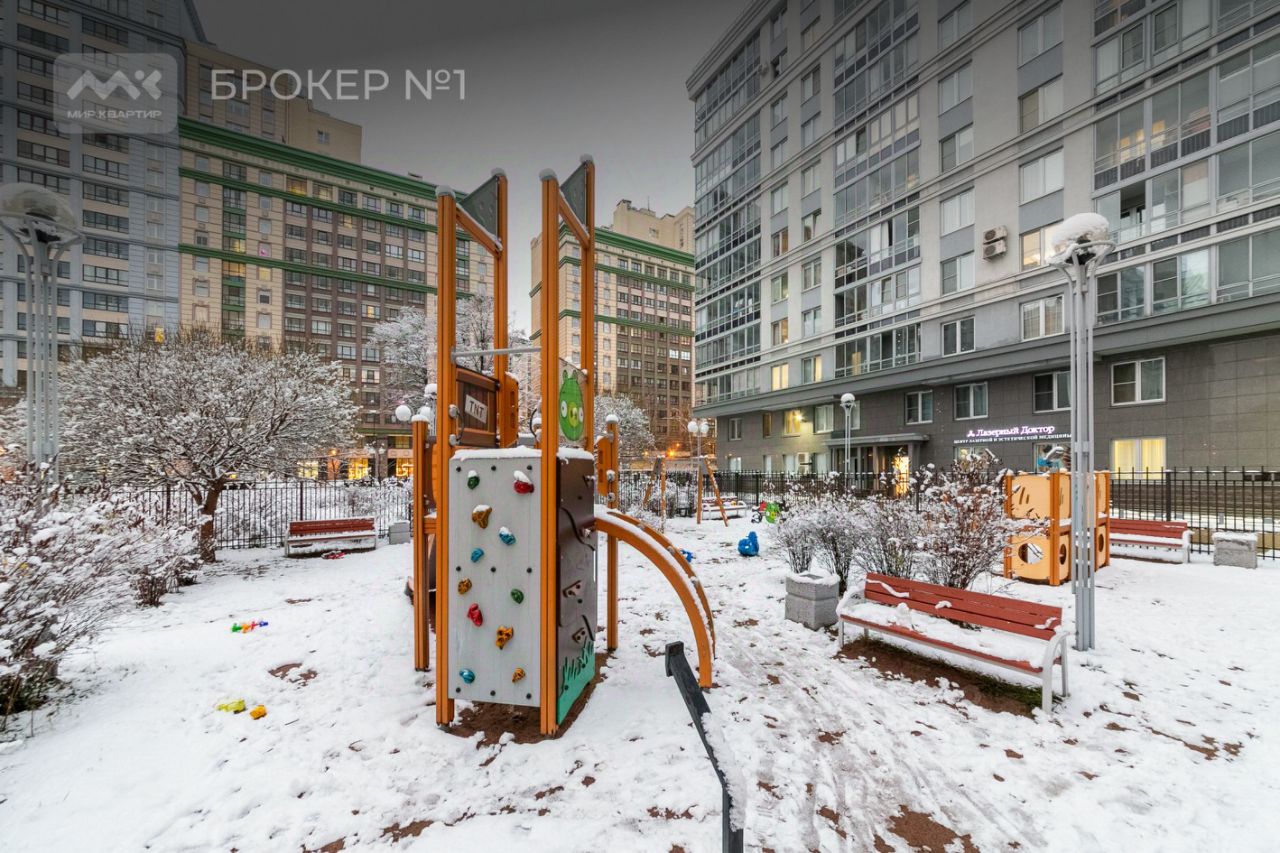 Продажа 2-комн квартиры на вторичном рынке Московский проспект, 73к4