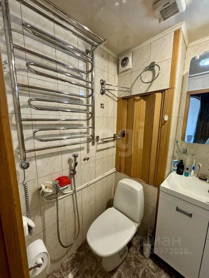 Продажа 2-комн квартиры на вторичном рынке улица Космонавтов, 8К2