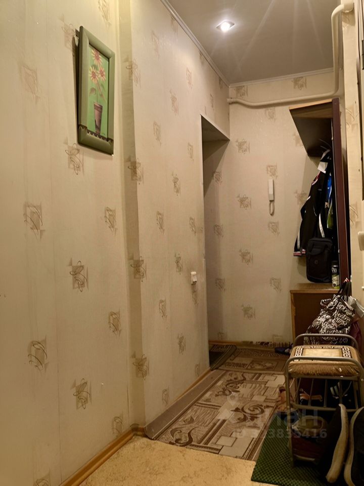 Продажа 2-комн квартиры на вторичном рынке Коммунар г., шоссе Ленинградское, 18