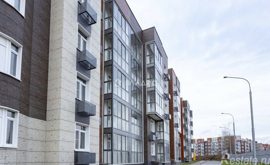 Продажа 2-комн квартиры на вторичном рынке Северный пр-д,  д. 2