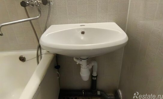 Продажа 2-комн квартиры на вторичном рынке Луначарского пр-кт,  д. 86 к2