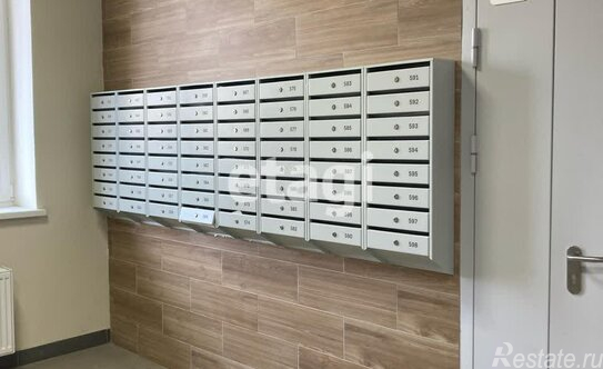 Продажа 1-комн квартиры на вторичном рынке Уткин пр-кт,  д. 13,  к. 5