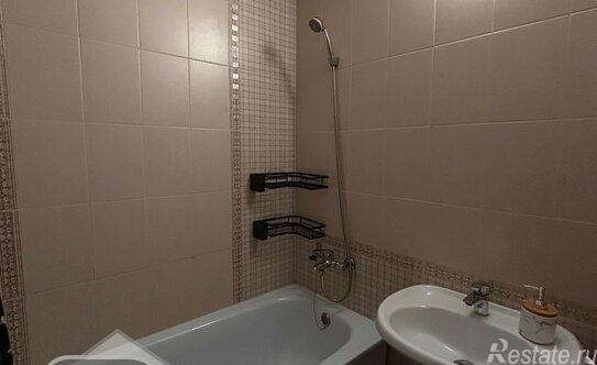 Продажа 1-комн квартиры на вторичном рынке Железнодорожный, улица Корнилаева,  д. 30