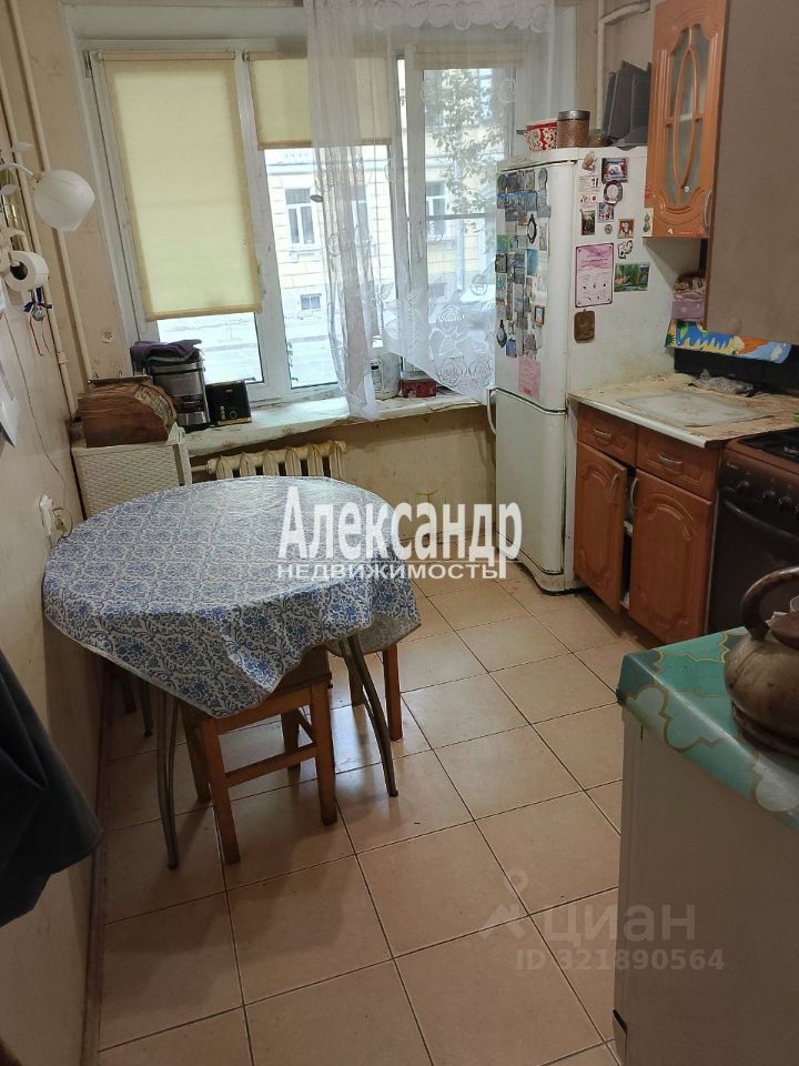 Продажа 3-комн квартиры на вторичном рынке улица Опочинина, 15/18